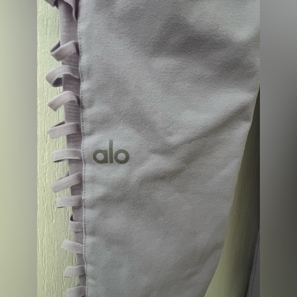 ALO Yoga High Waist Prism Capri Purple Leggings (Size S) - Picture 5 of 8